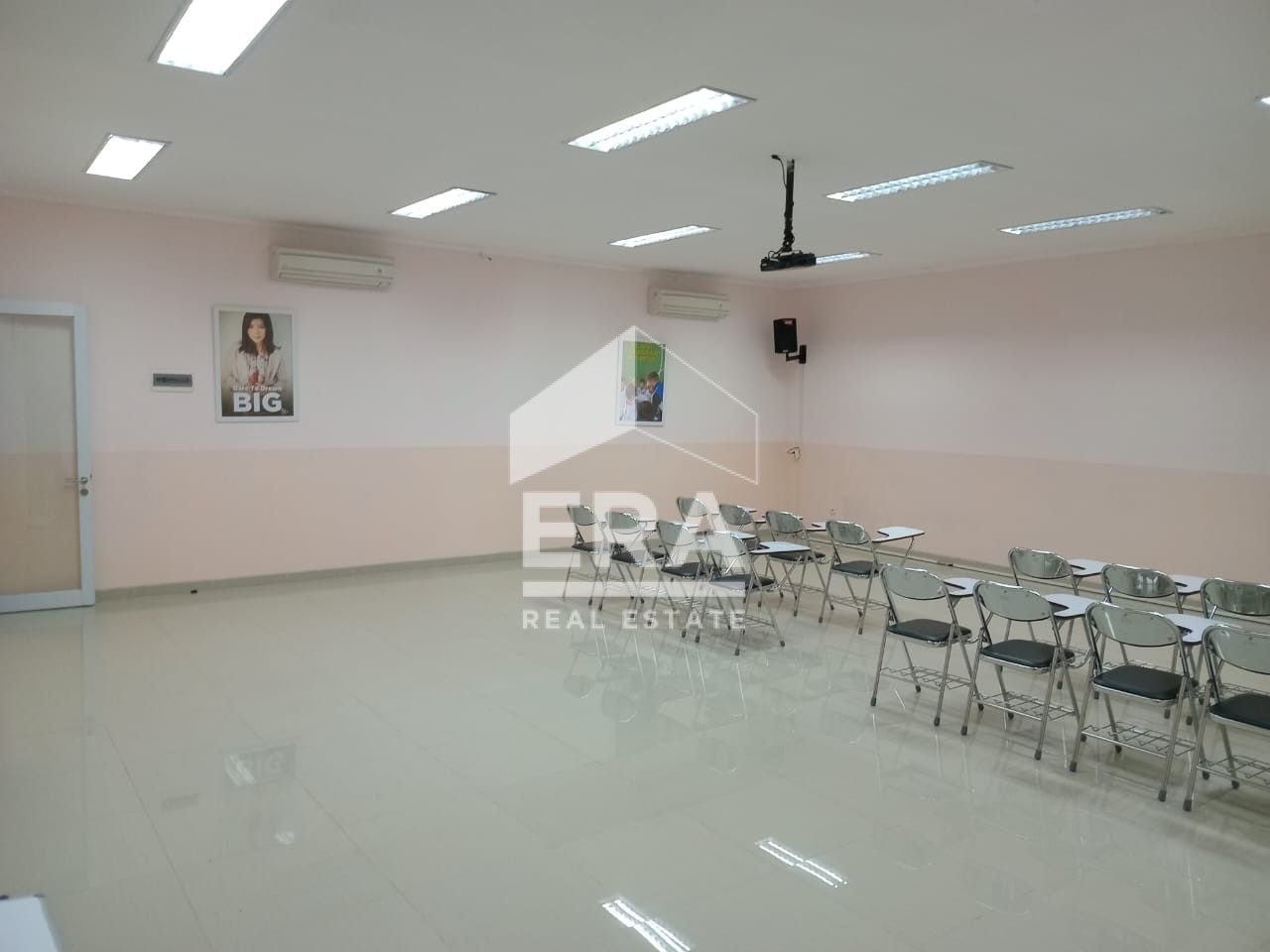interior 4