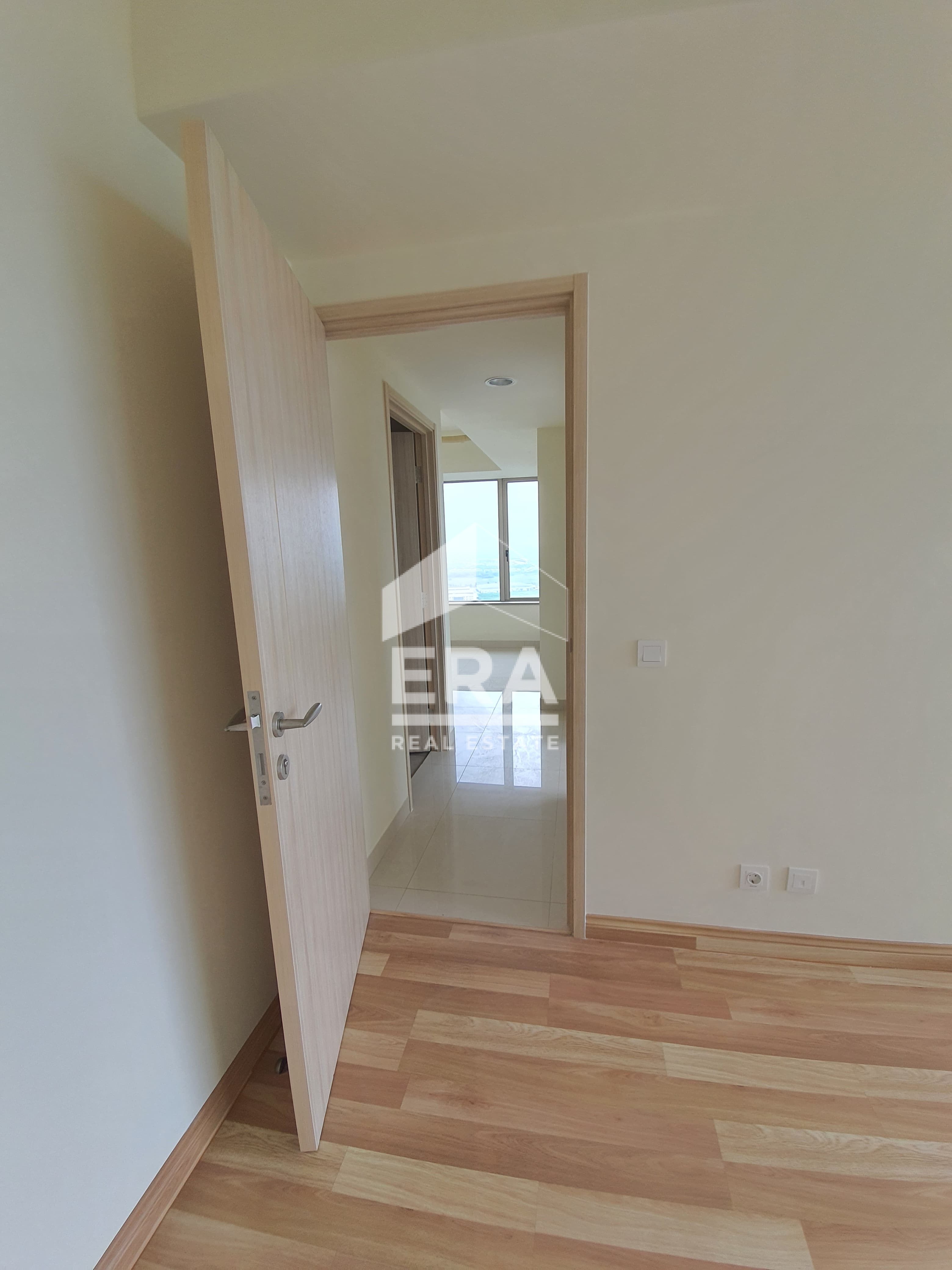 interior 6