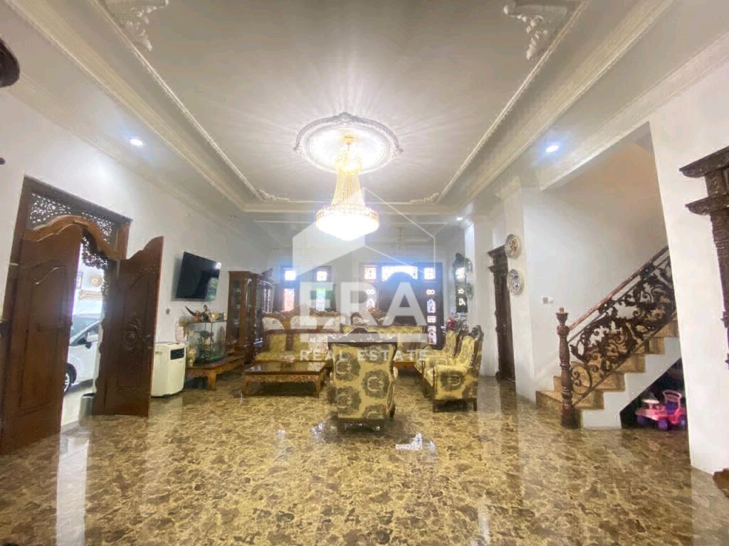 interior 6