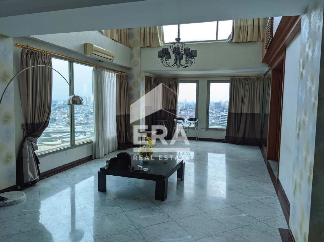 interior 2