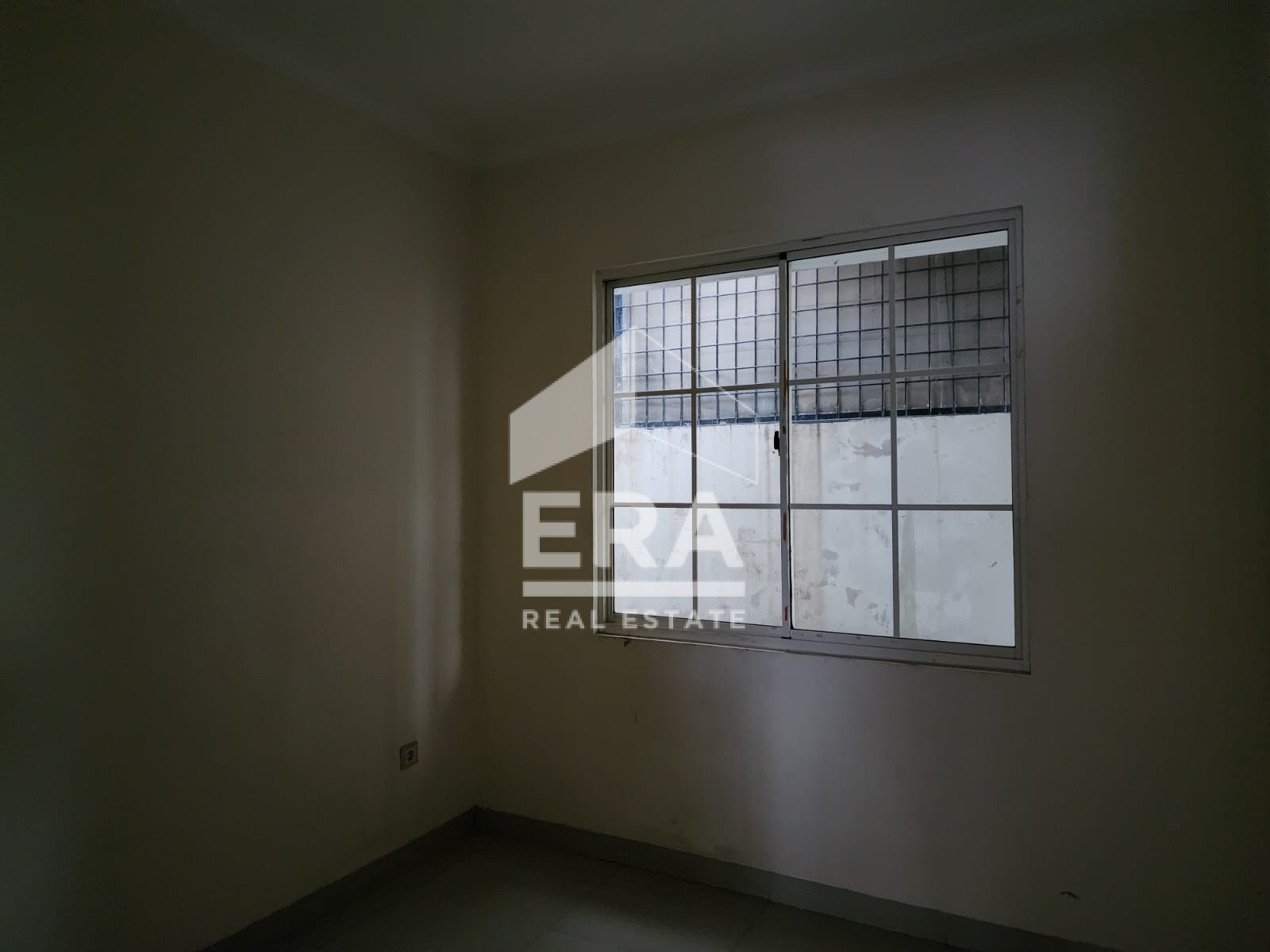 interior 12