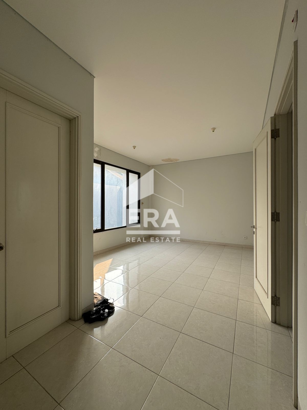 interior 2