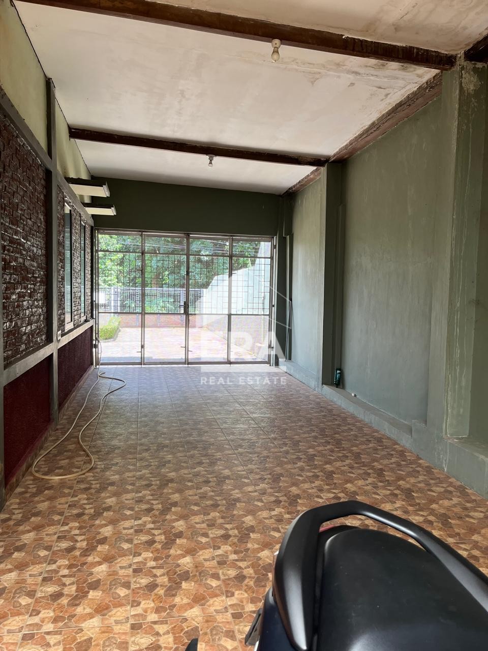 interior 3