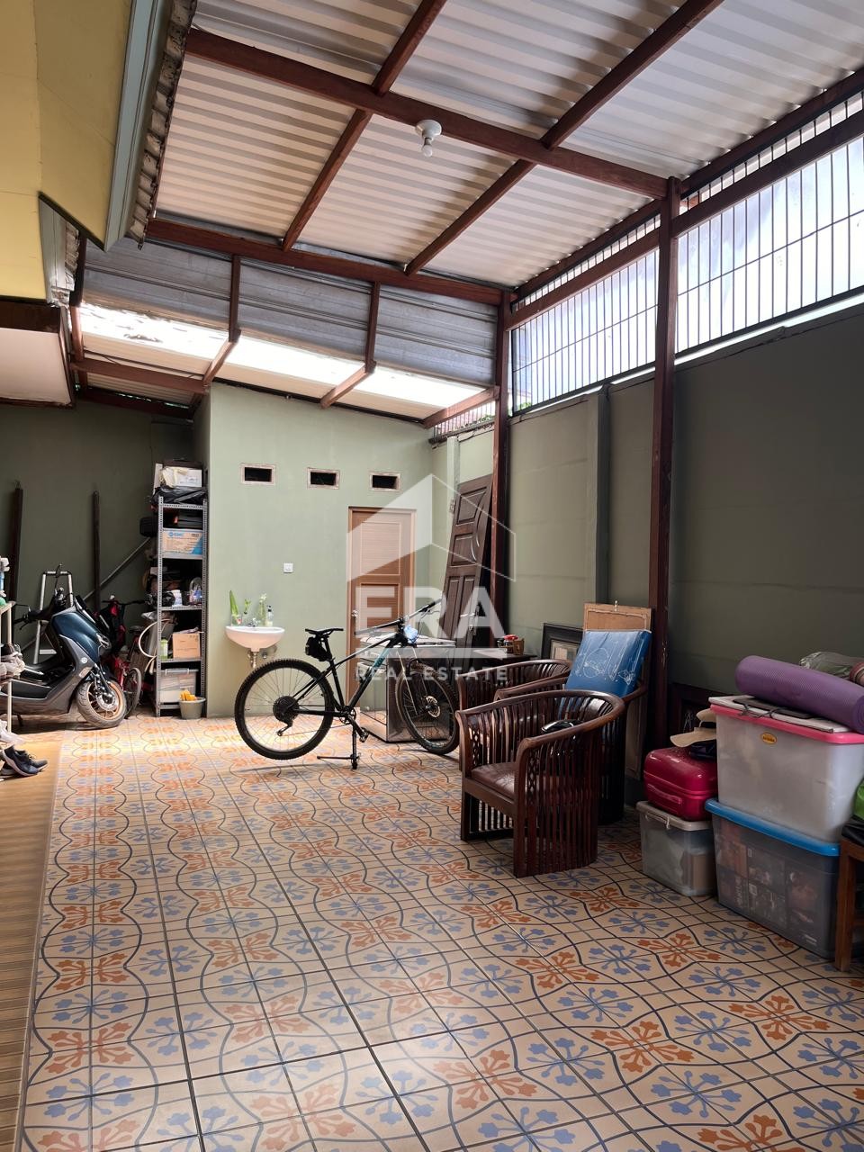 interior 4