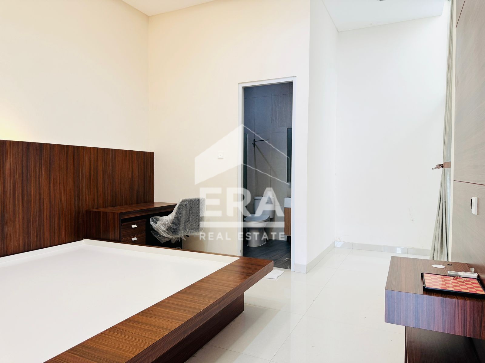 interior 2