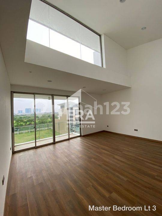 interior 12