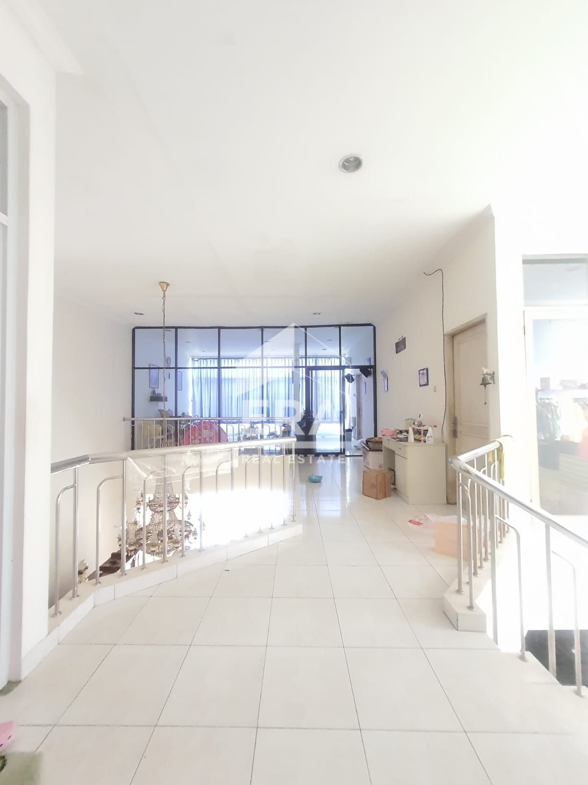interior 14