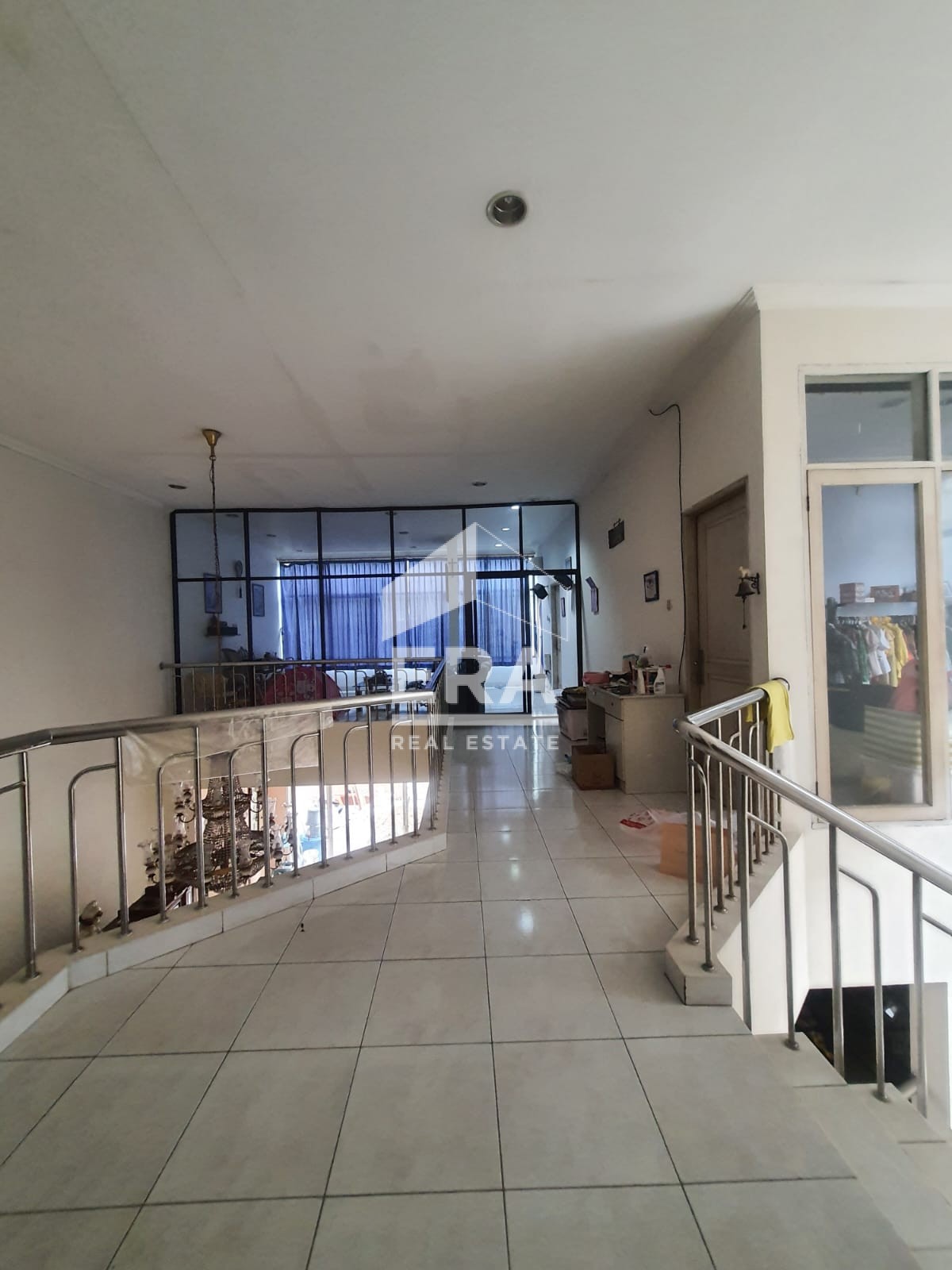 interior 2