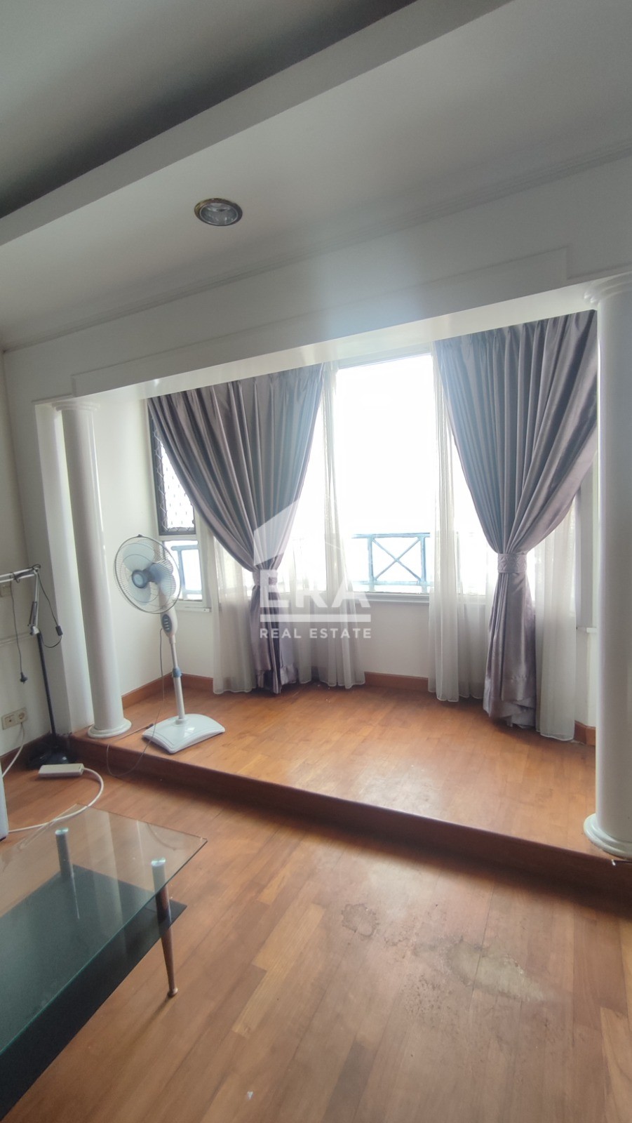 interior 3