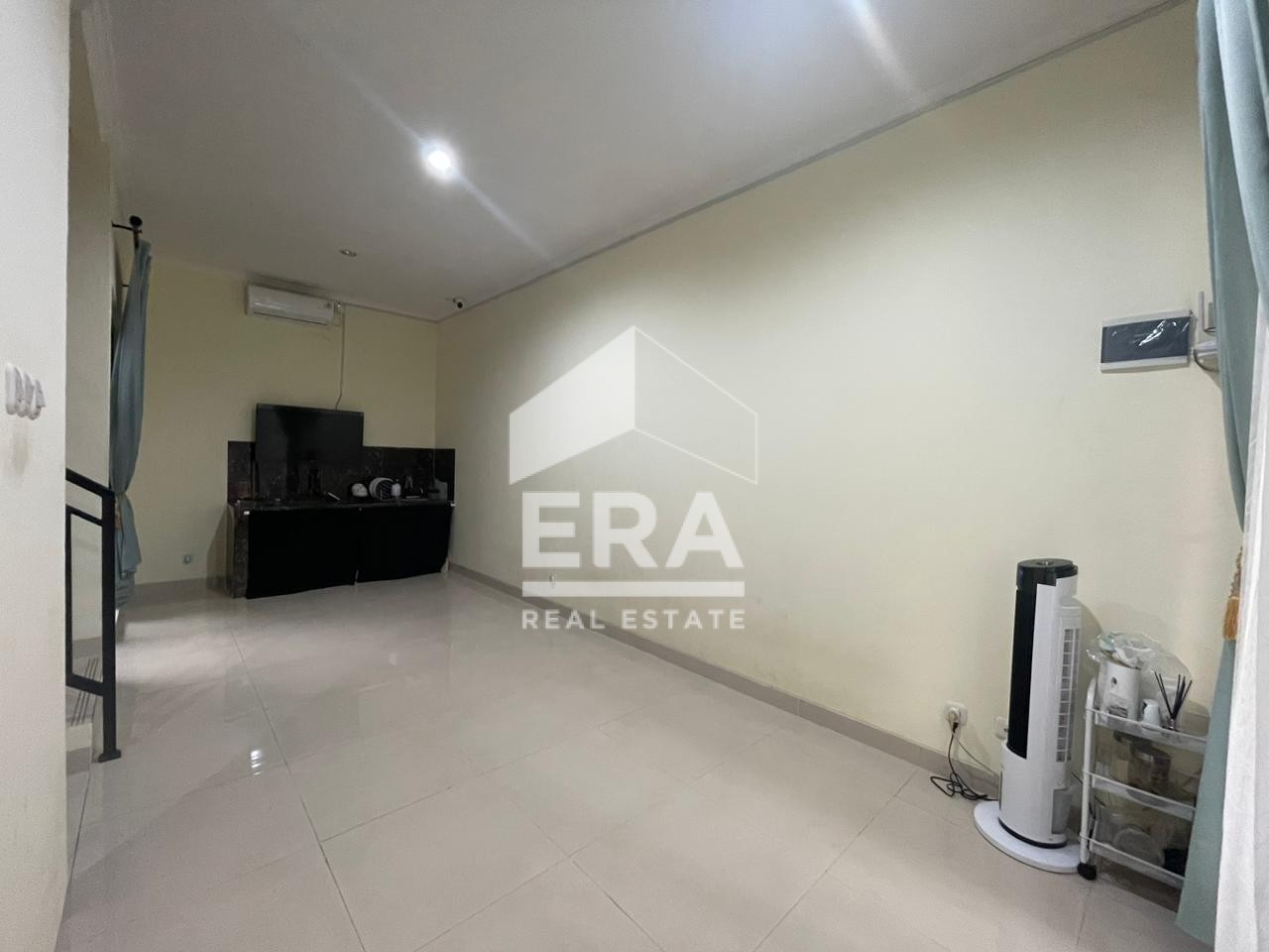 interior 7