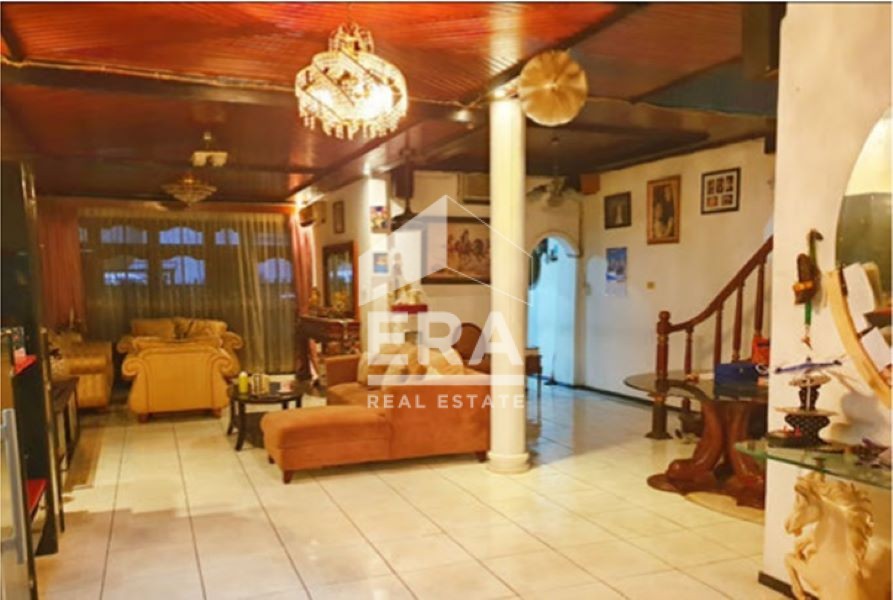 interior 2