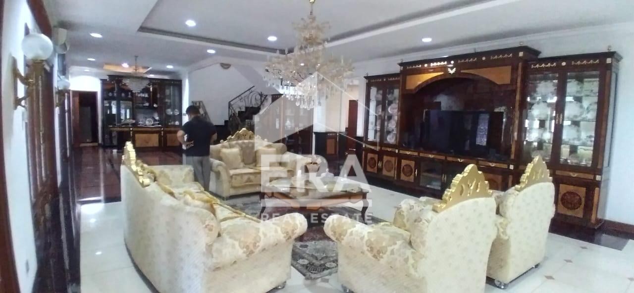 interior 9