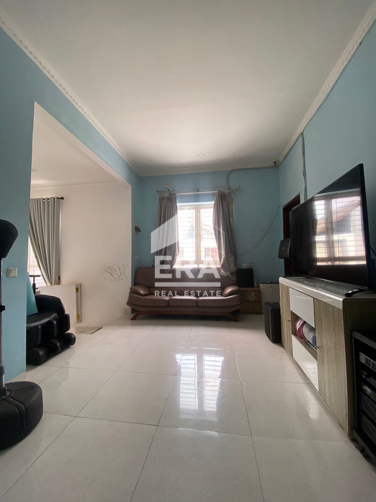 interior 6