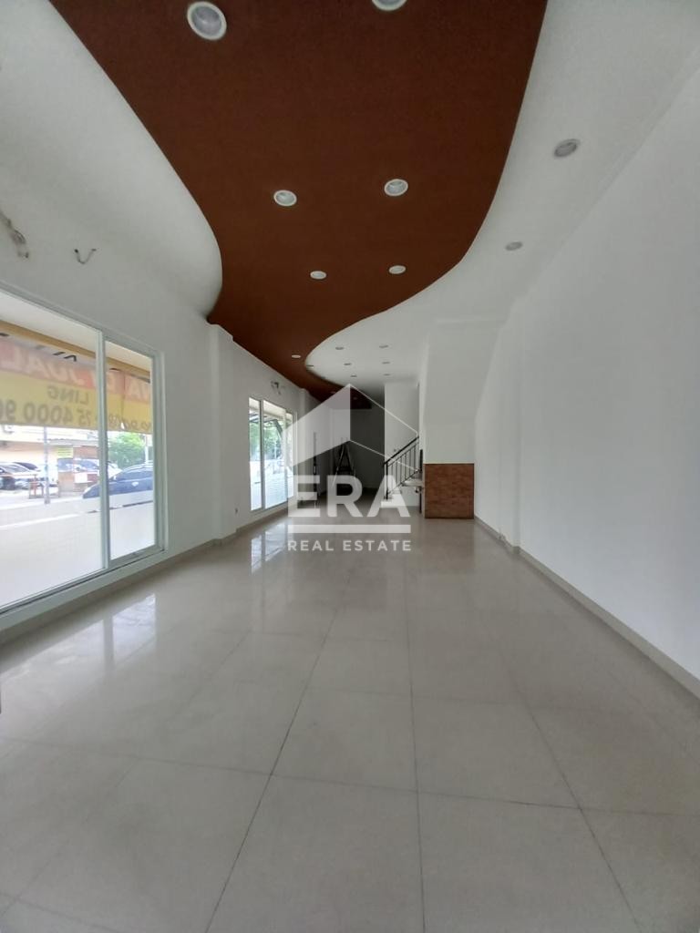 interior 6