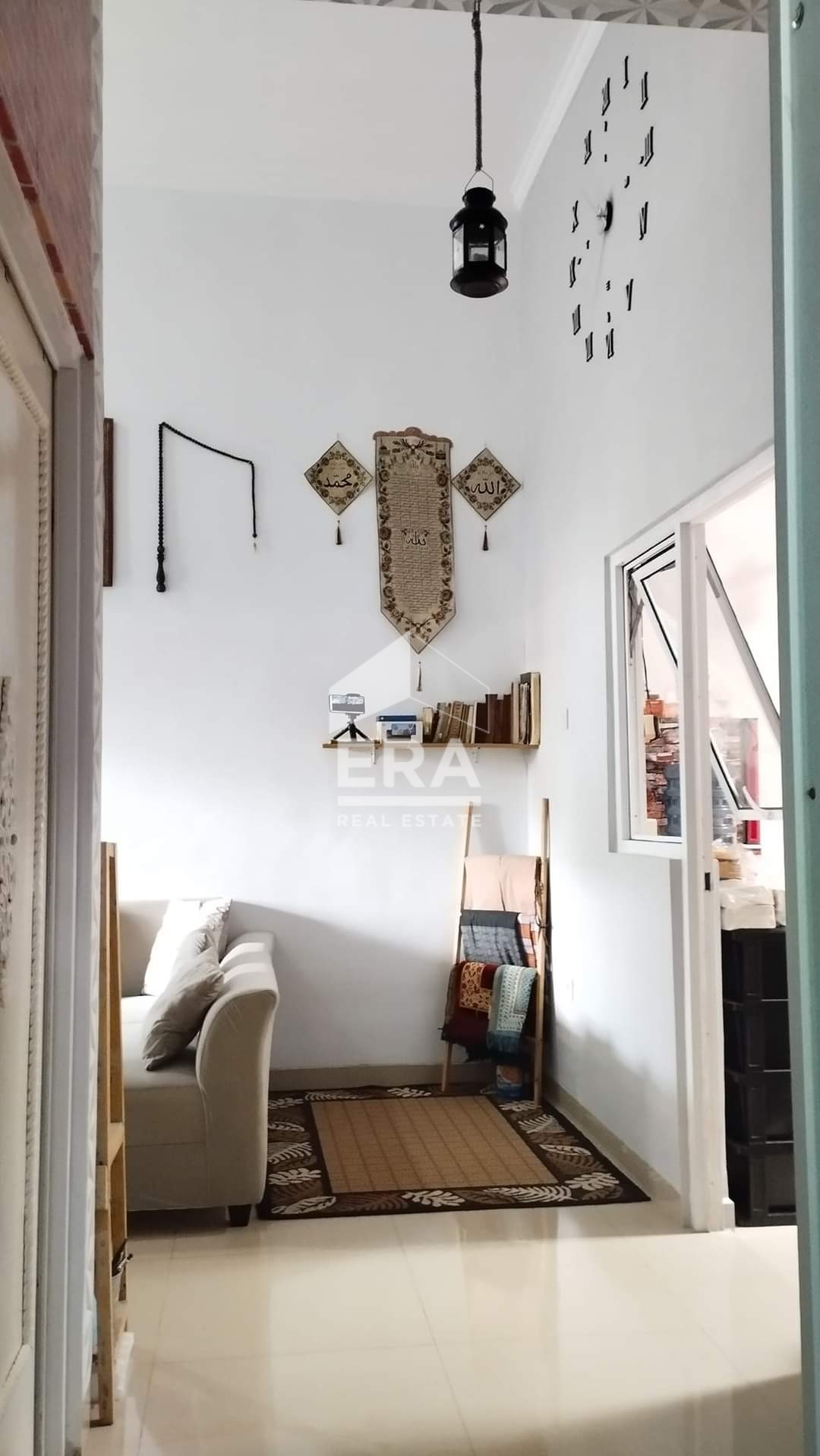interior 6