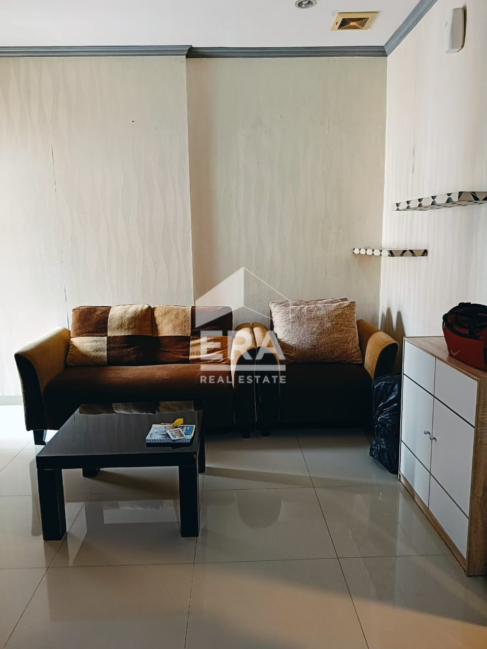 interior 11