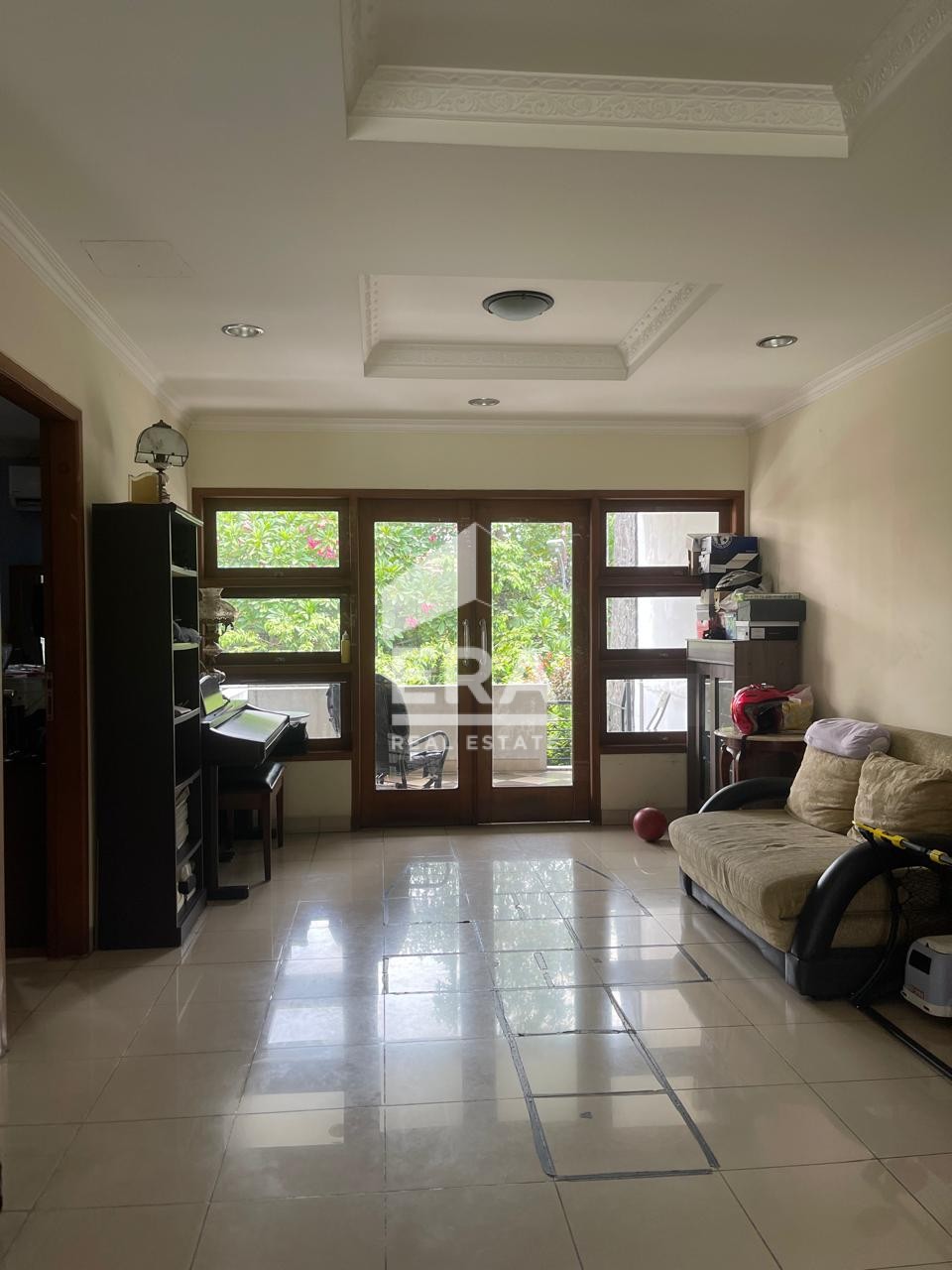 interior 5