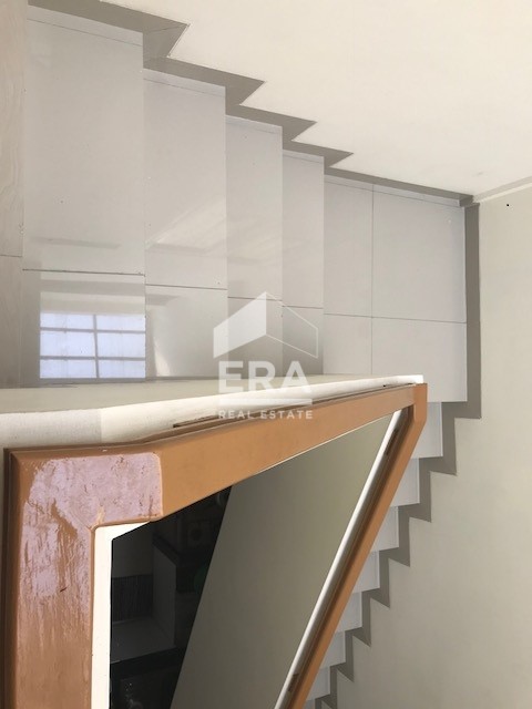 interior 6