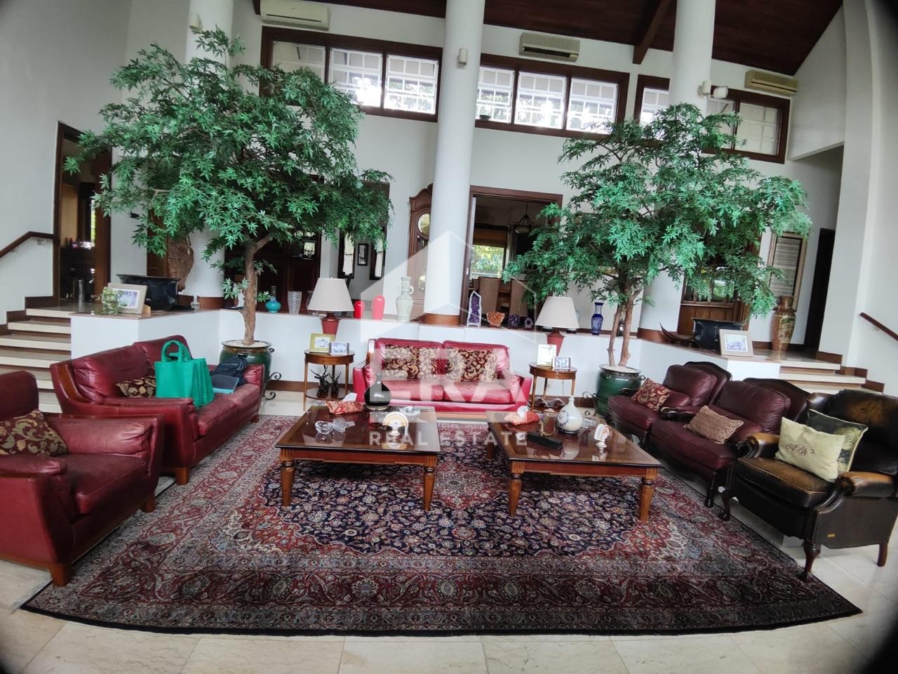 interior 21