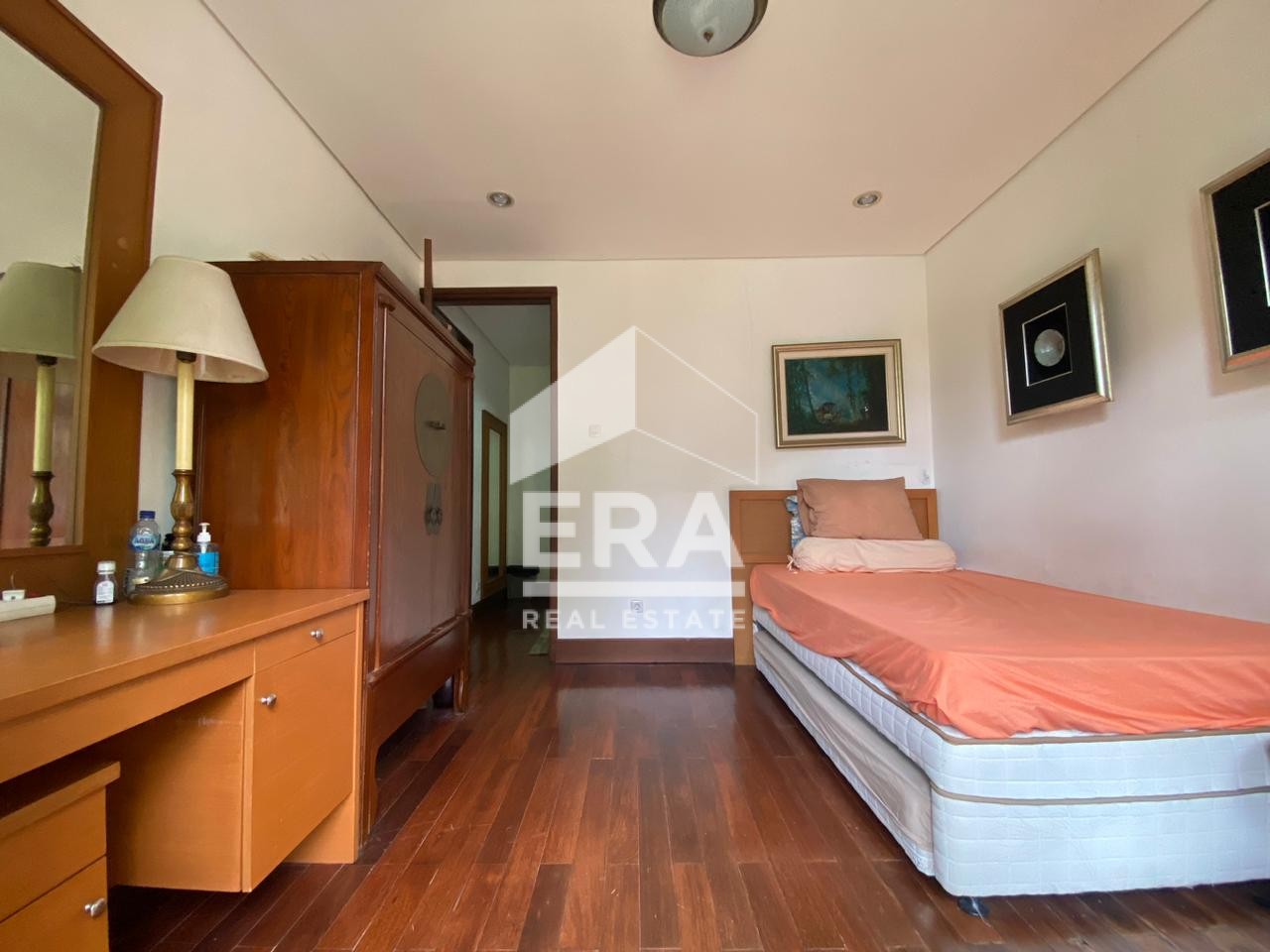 interior 5