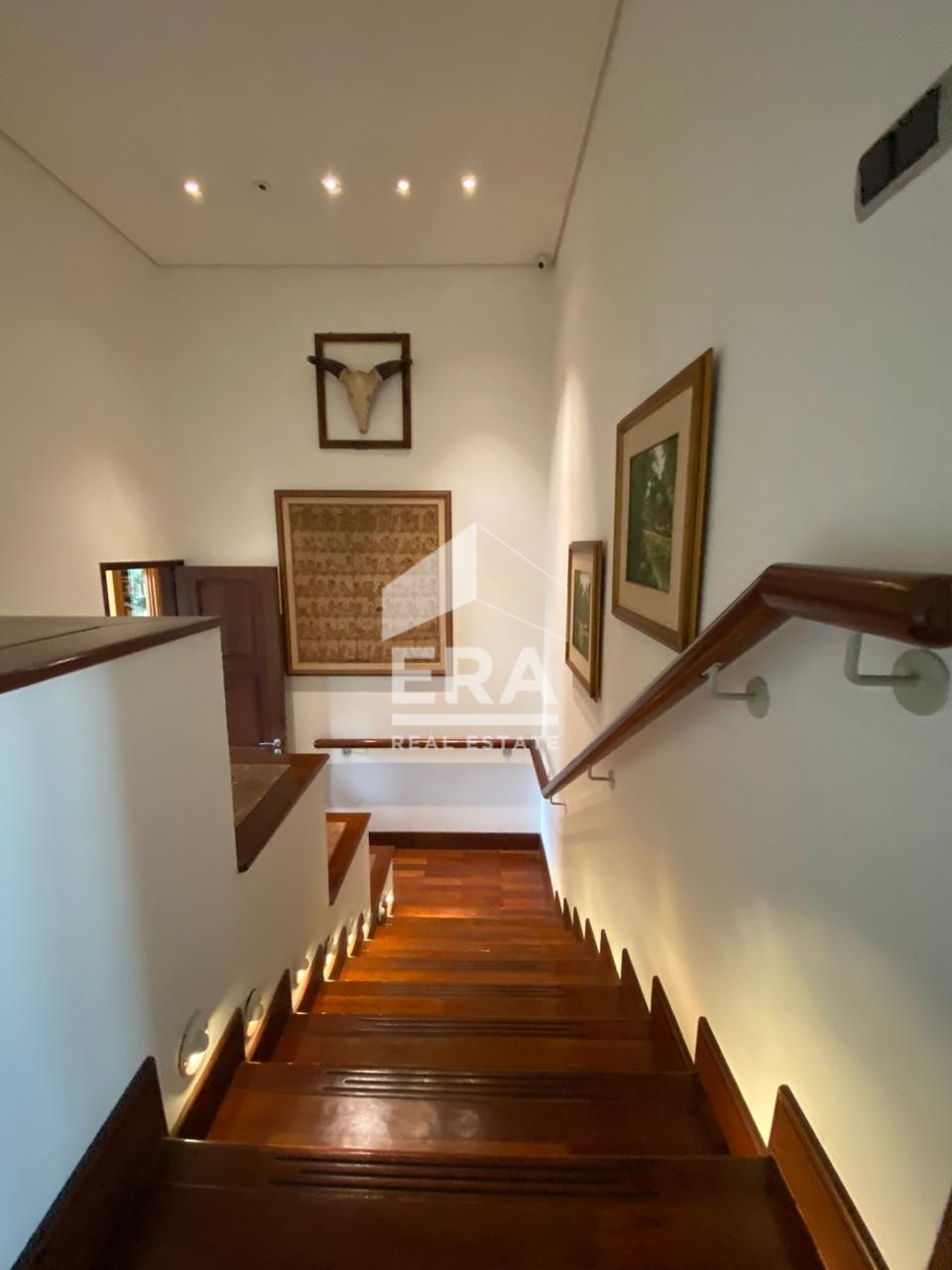 interior 7