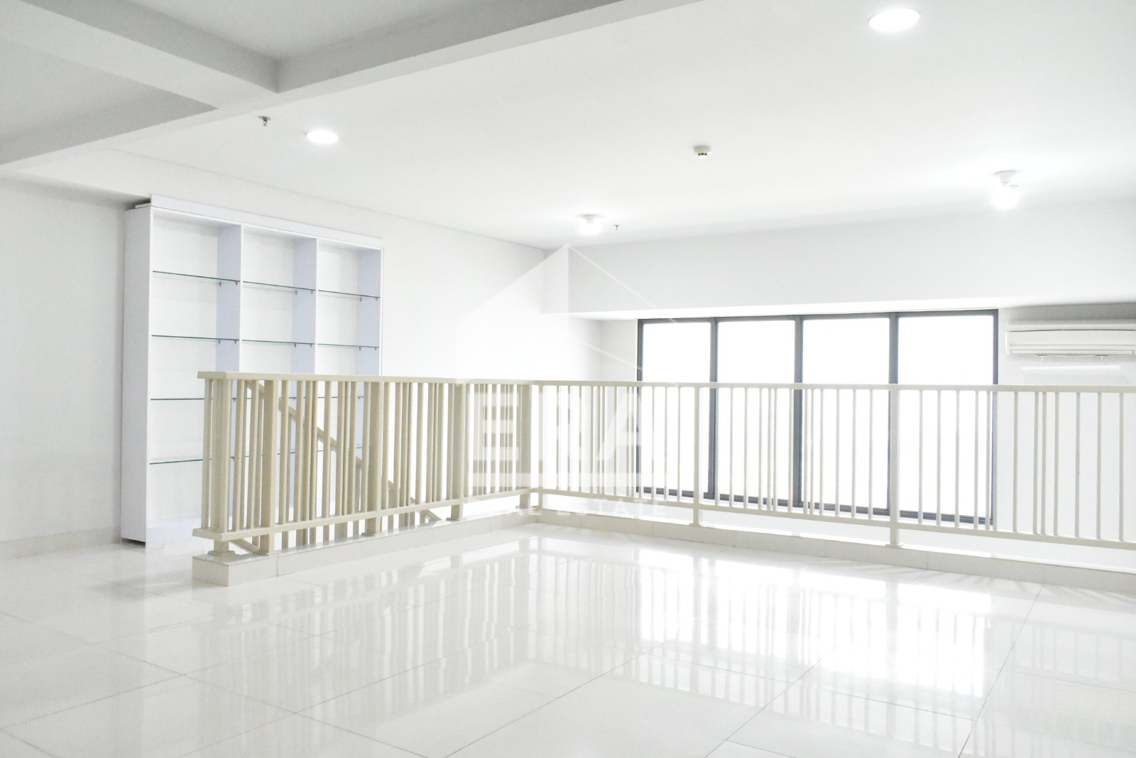 interior 2
