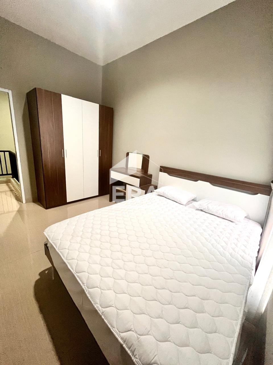 interior 12