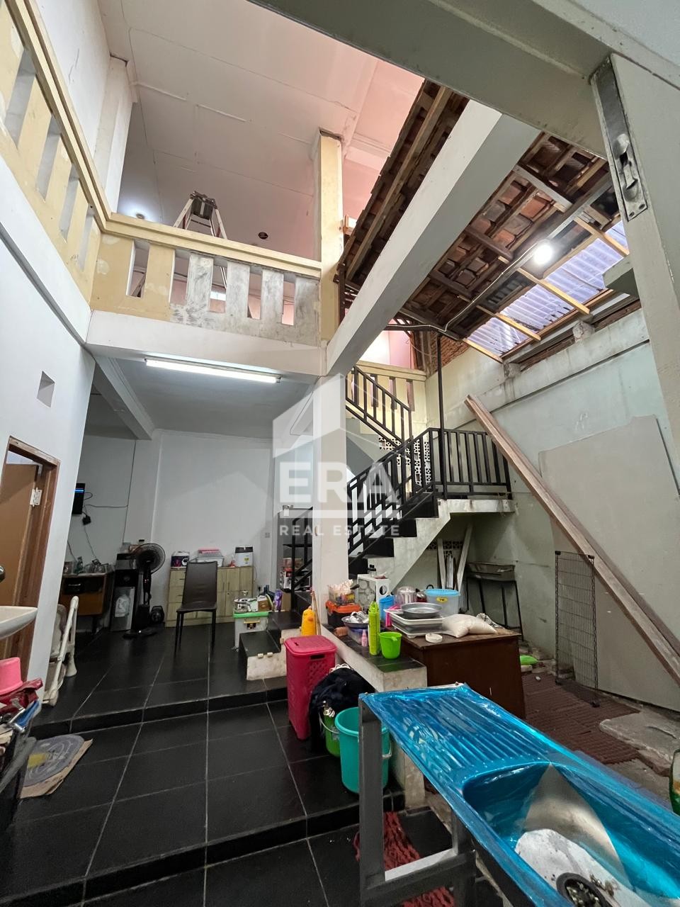 interior 14