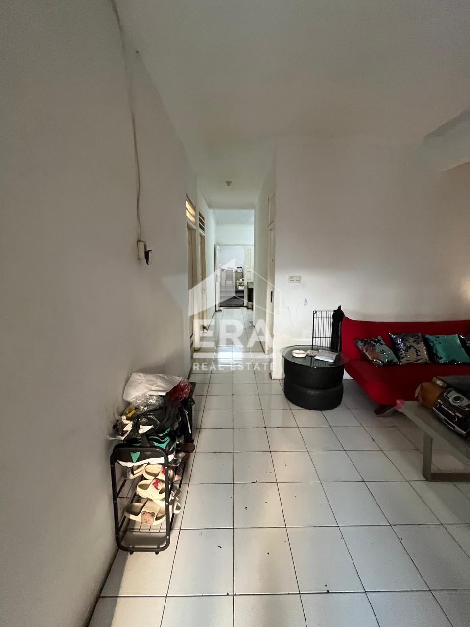 interior 10