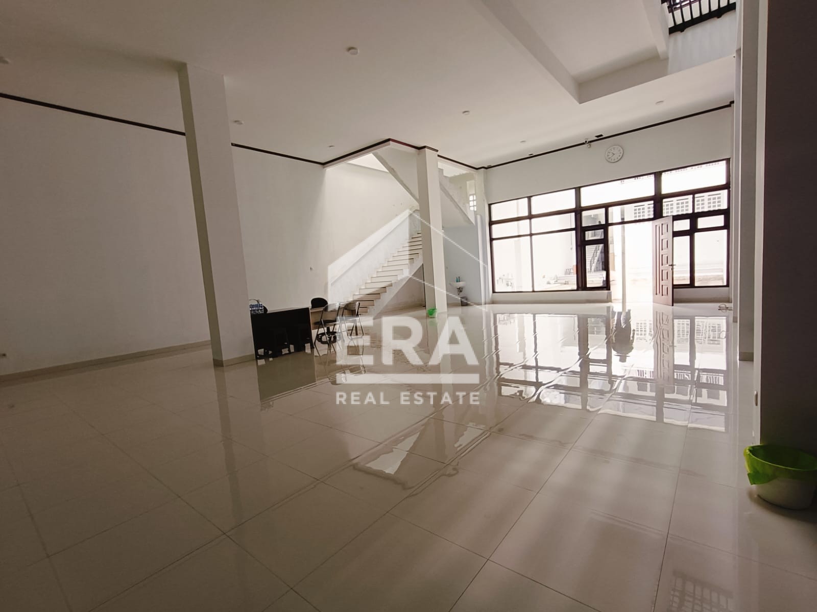 interior 4