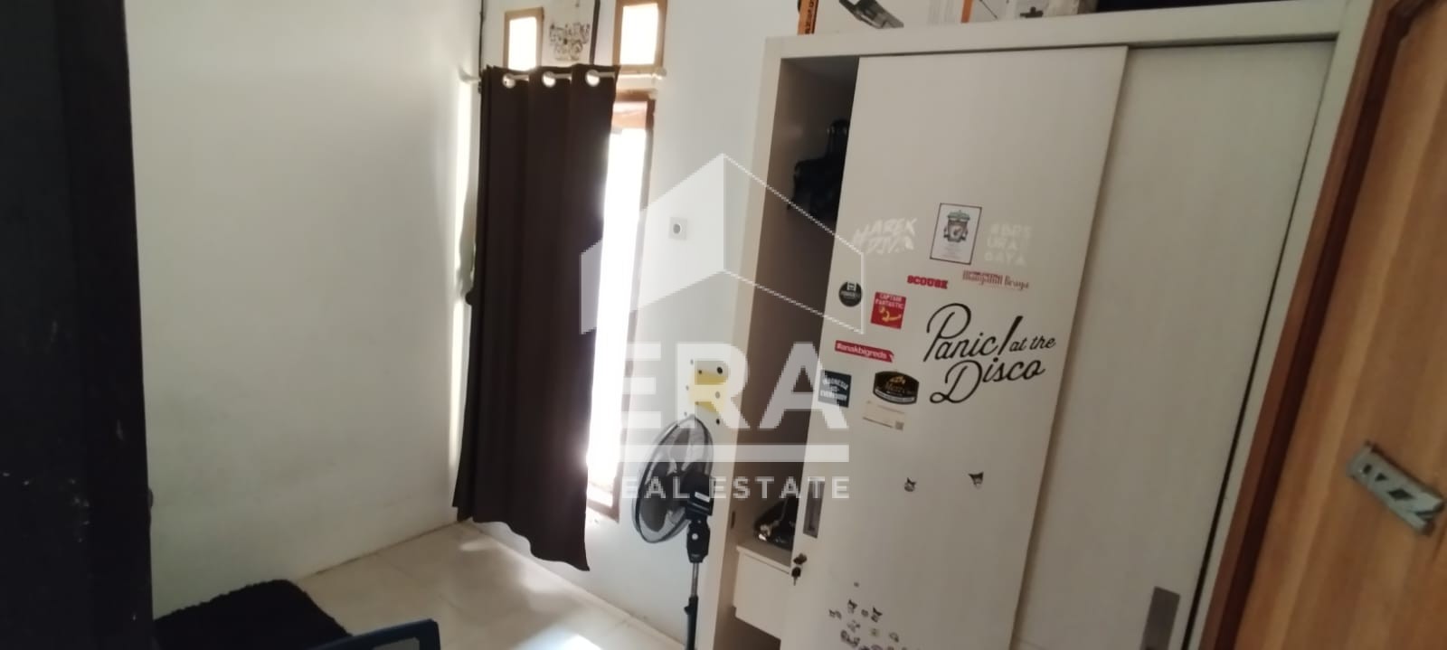 interior 8
