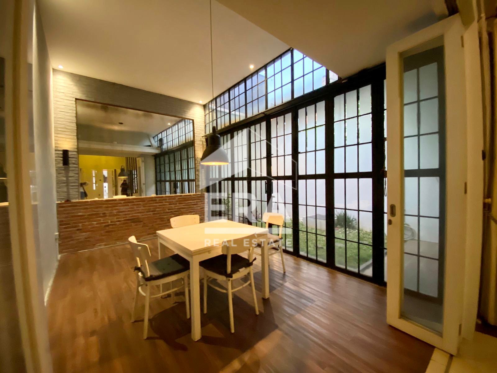 interior 3