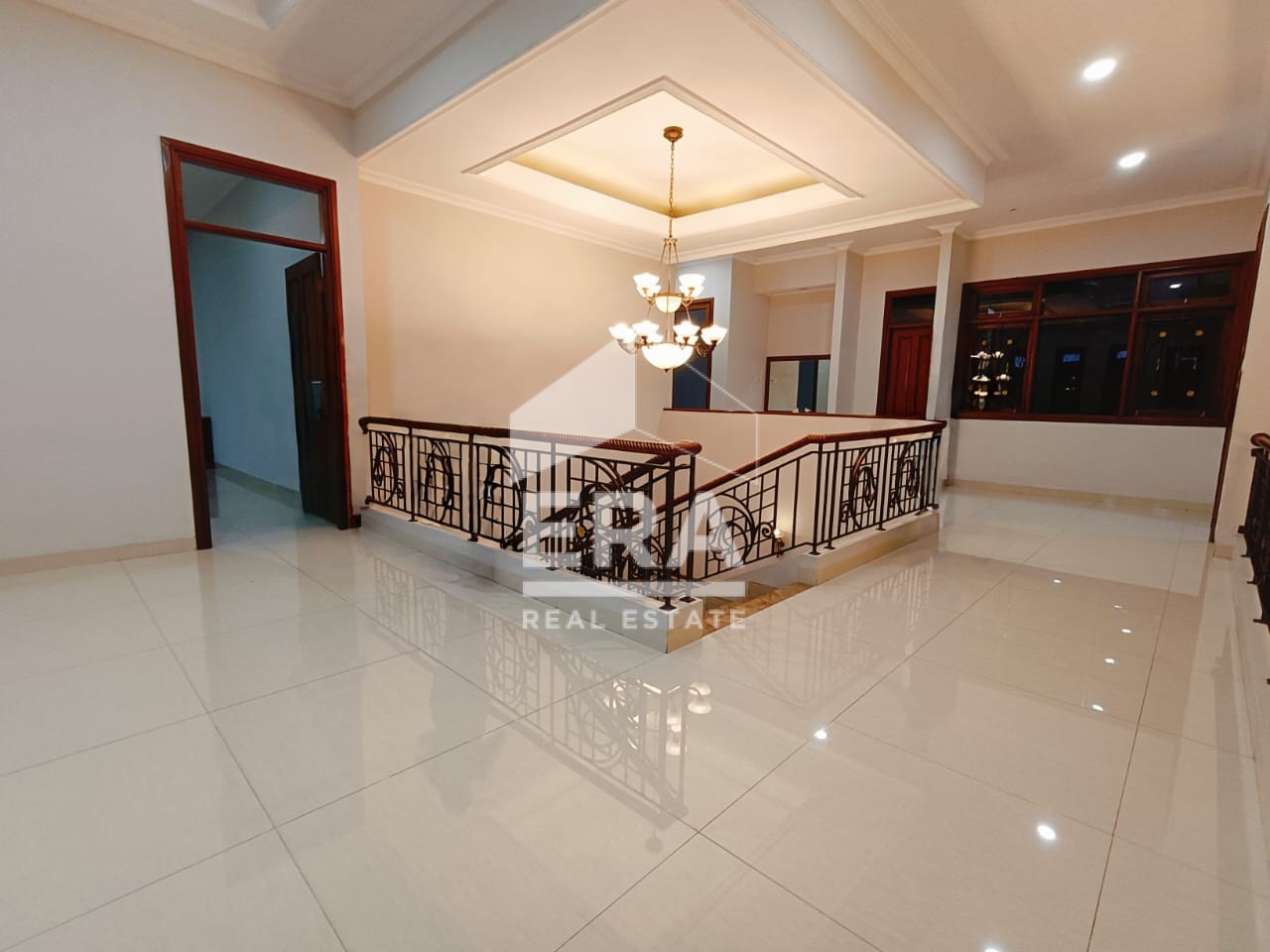 interior 11
