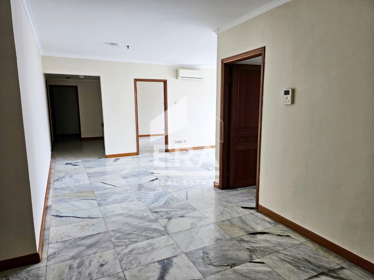 interior 5