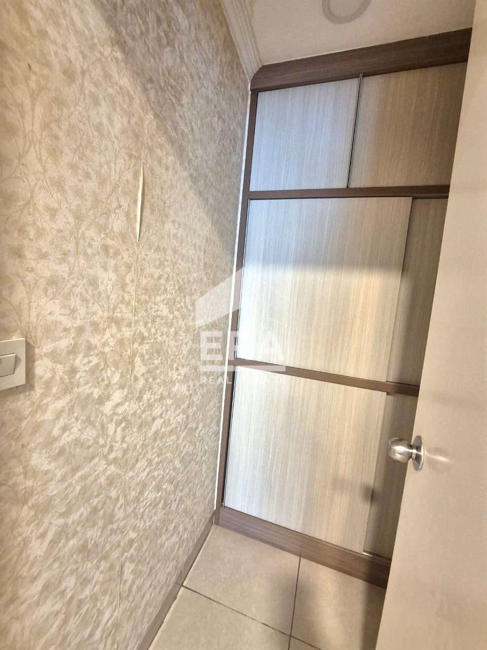 interior 18