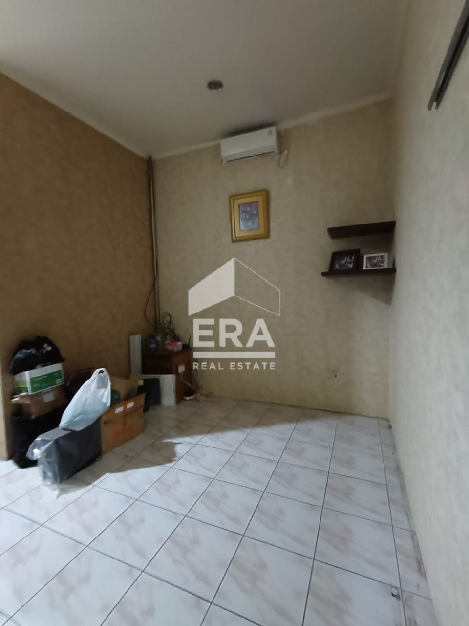 interior 9