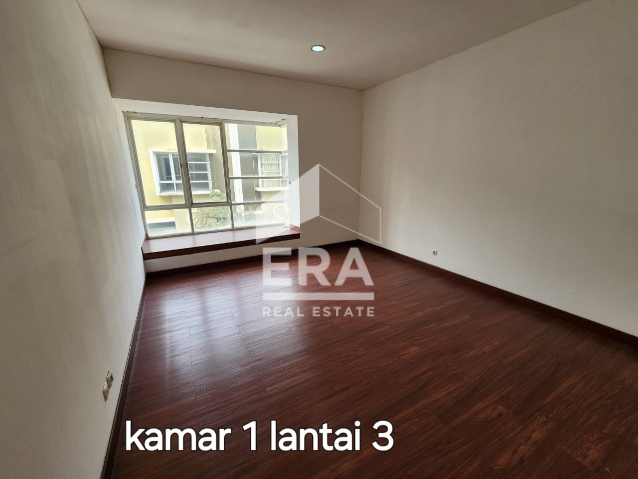 interior 11