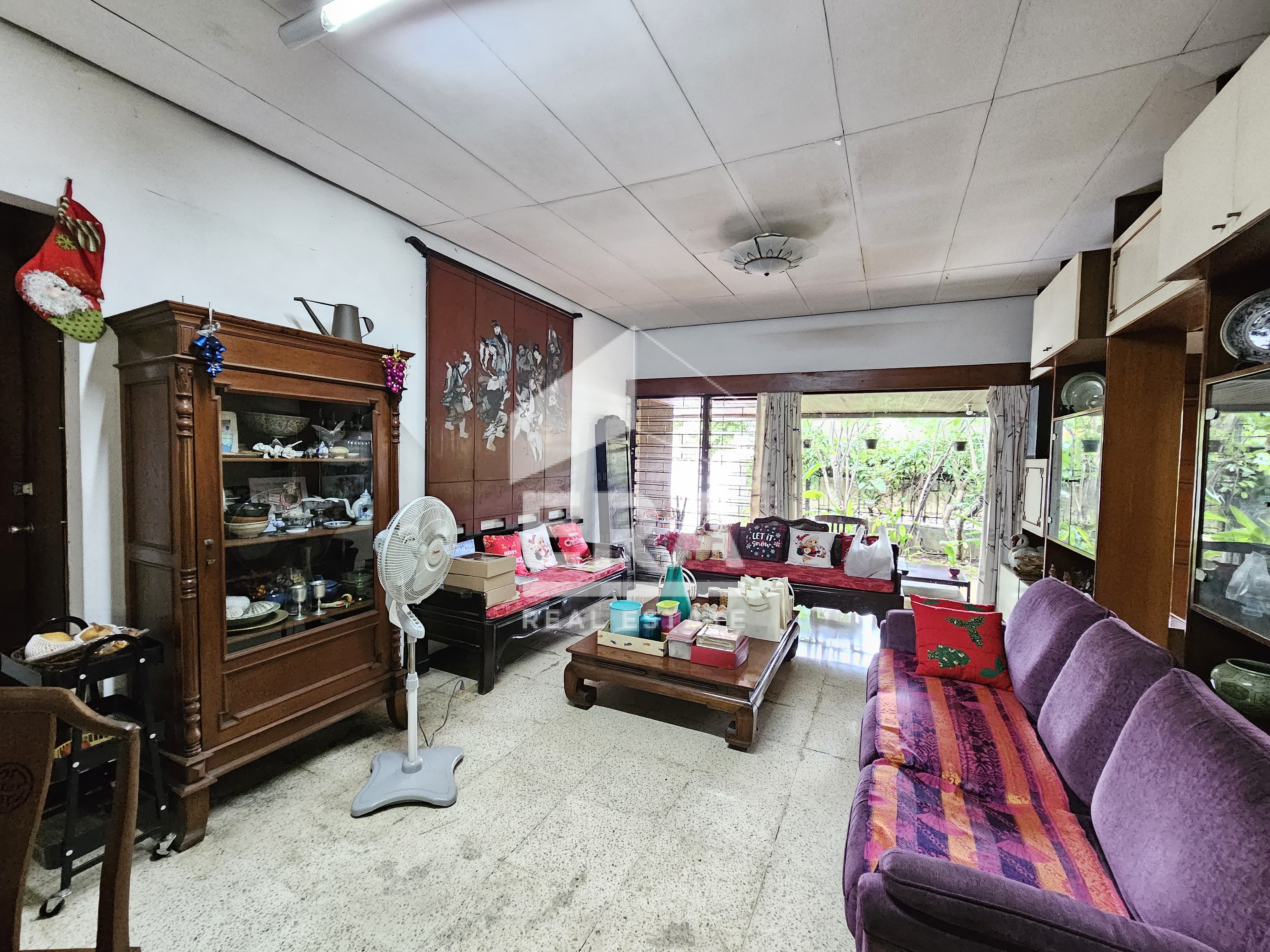 interior 4