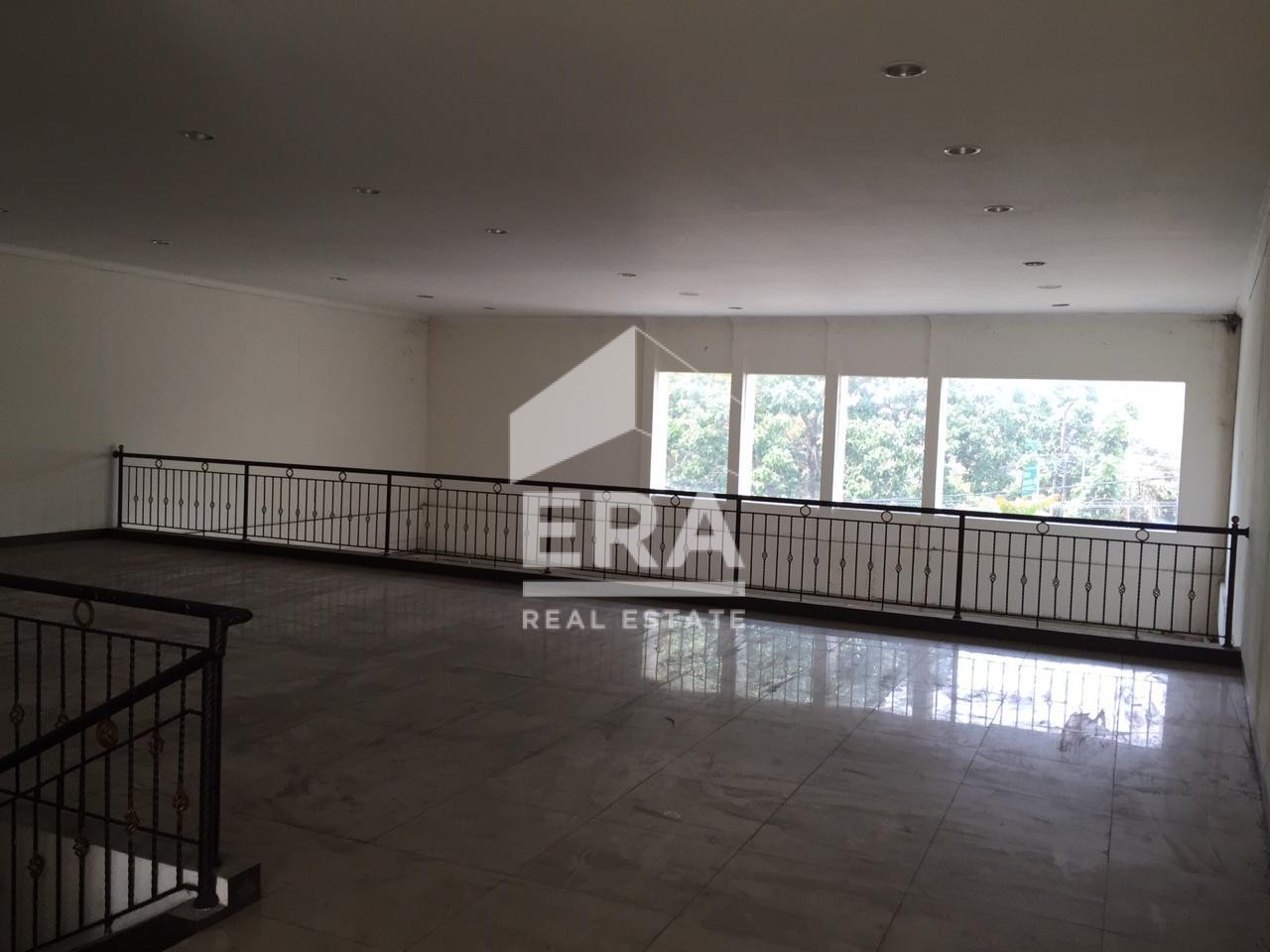 interior 4