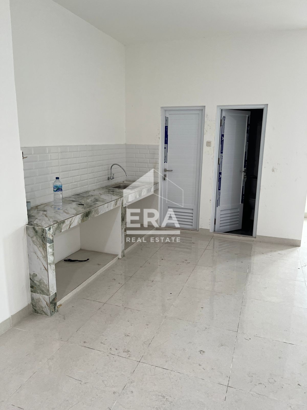 interior 12
