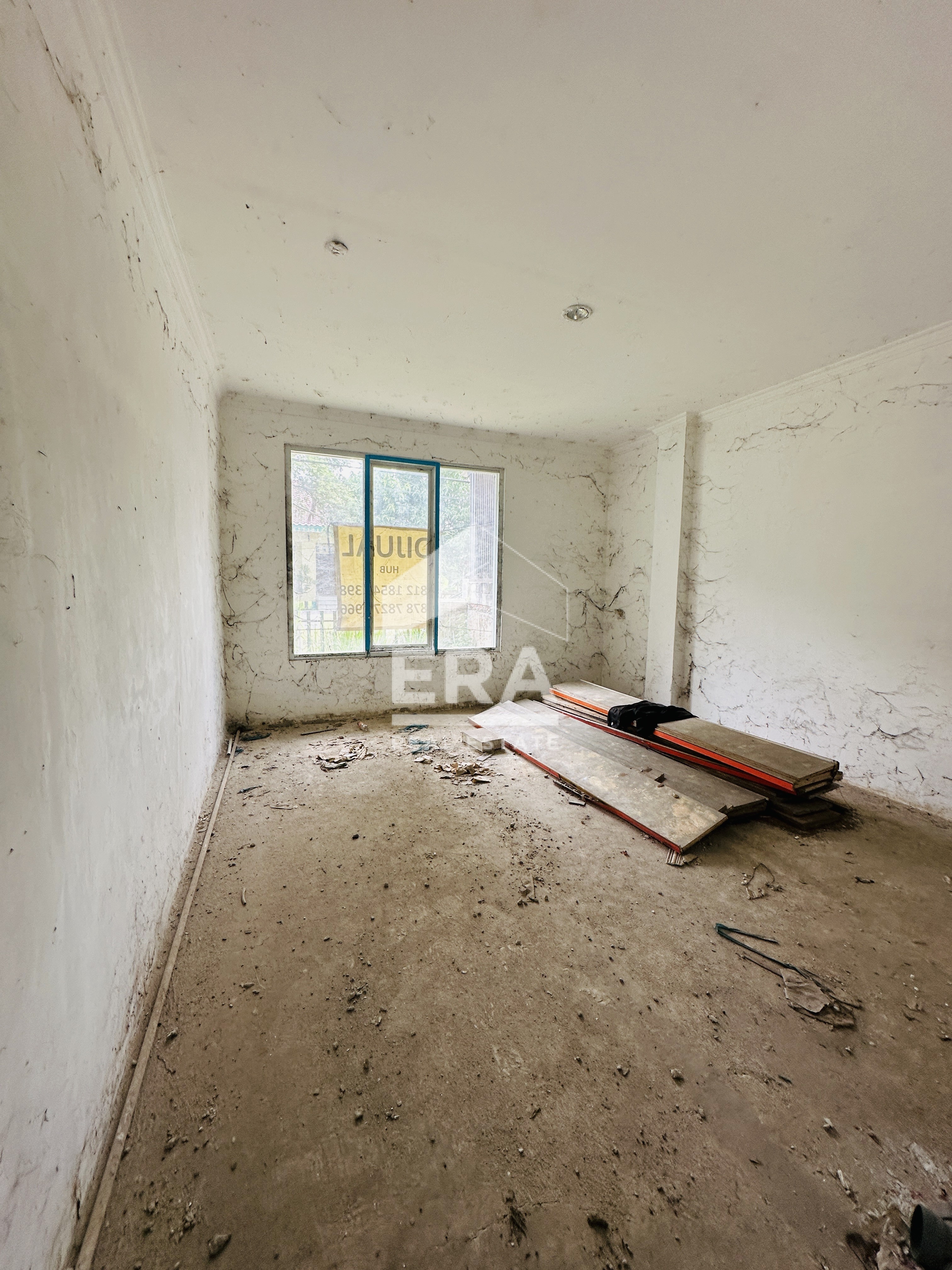 interior 9