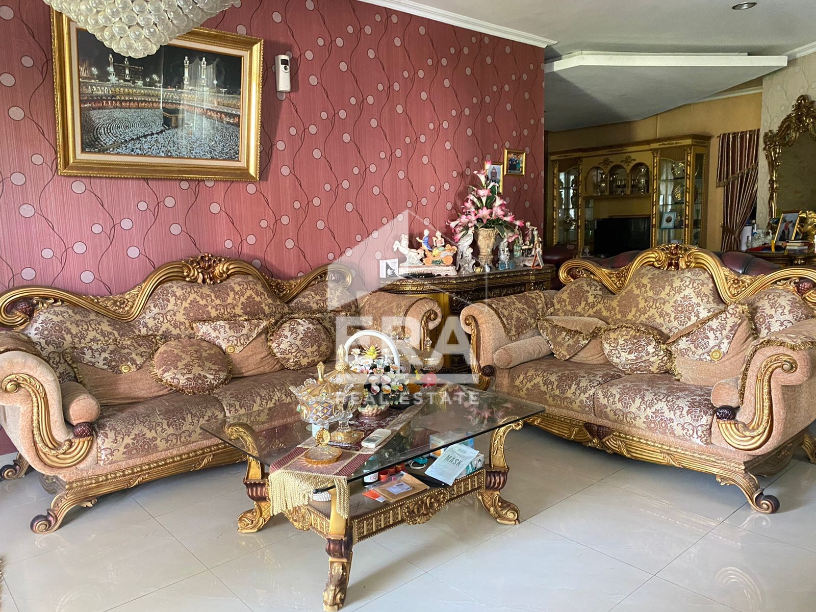 interior 9