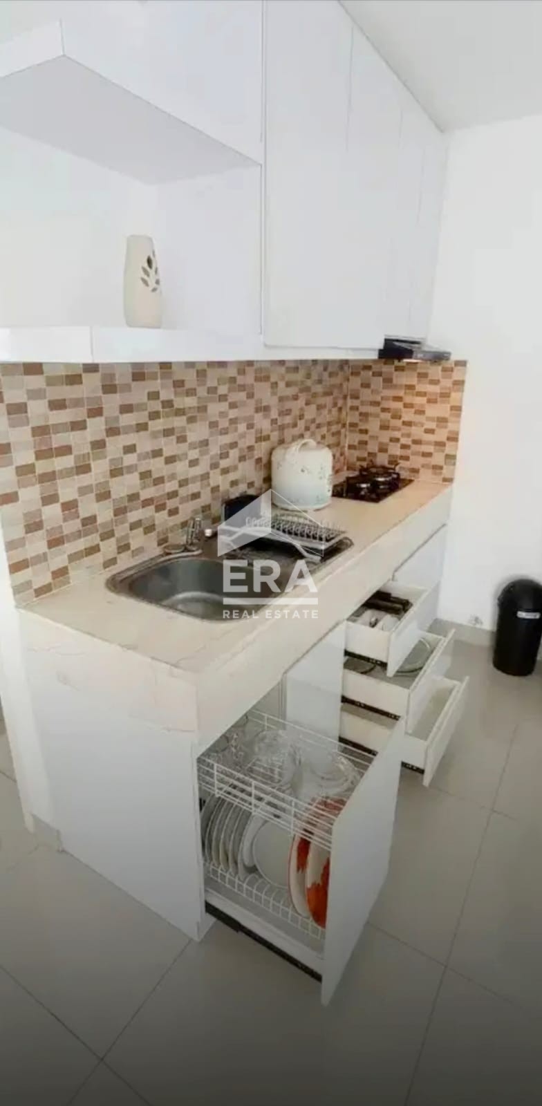 interior 8