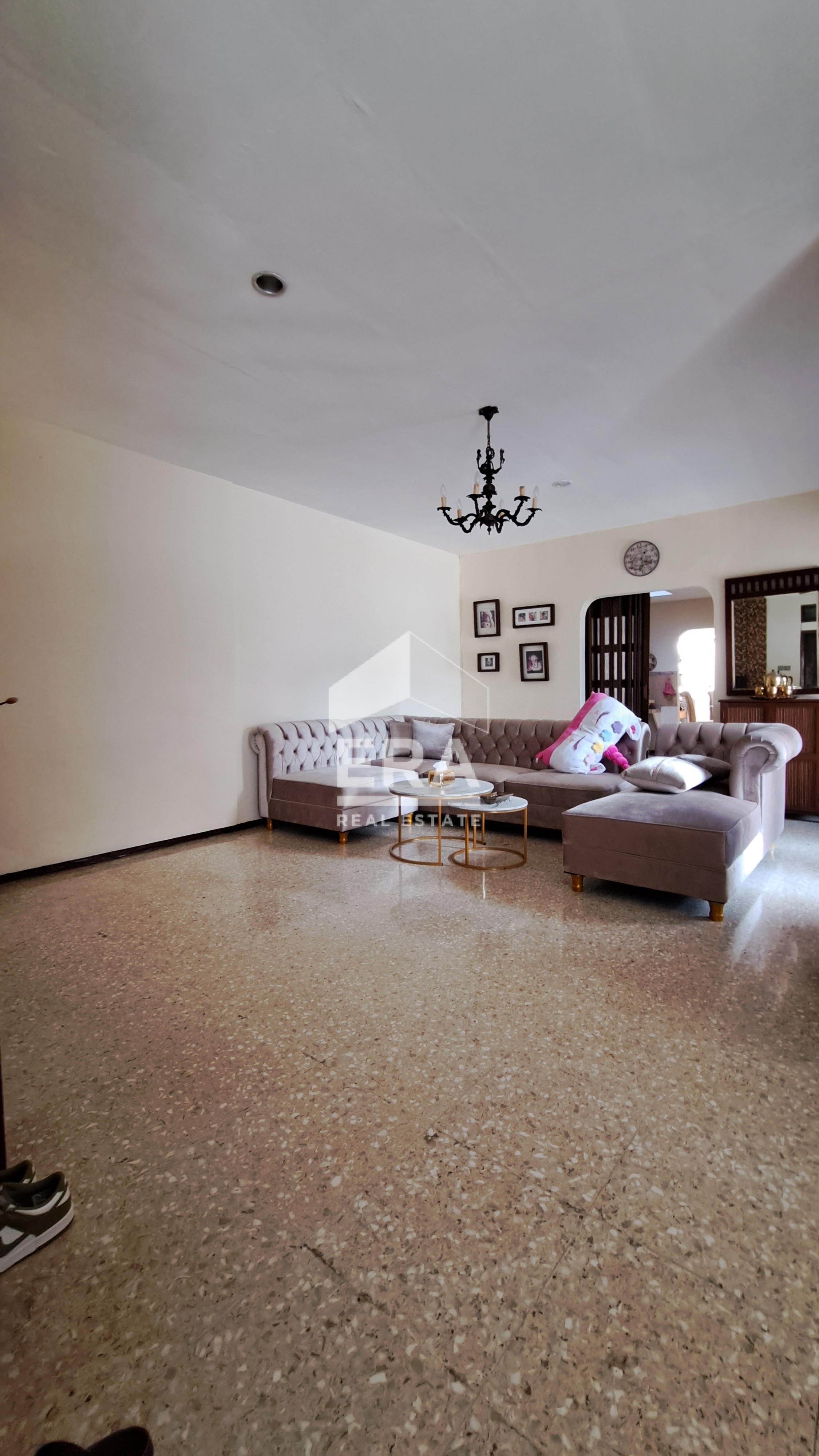 interior 3