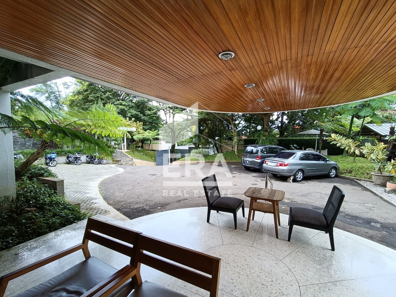 interior 3