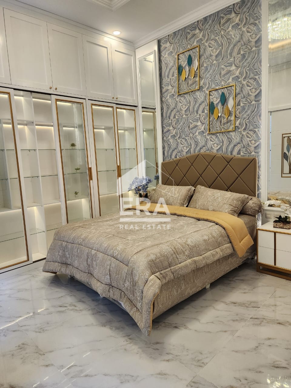 interior 4