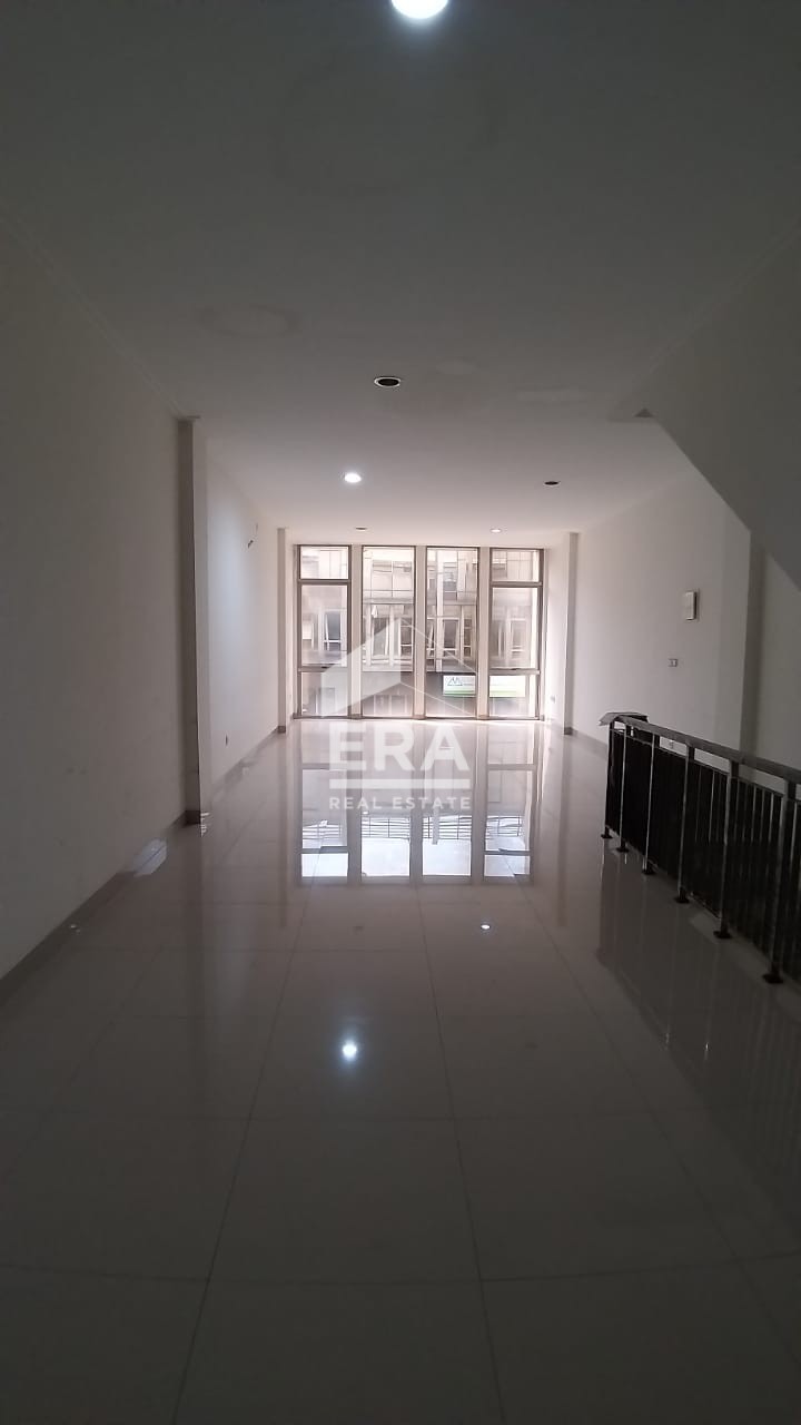 interior 4