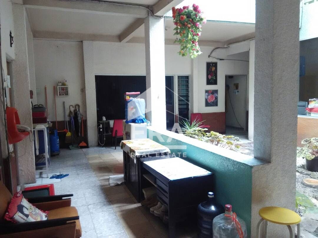 interior 7