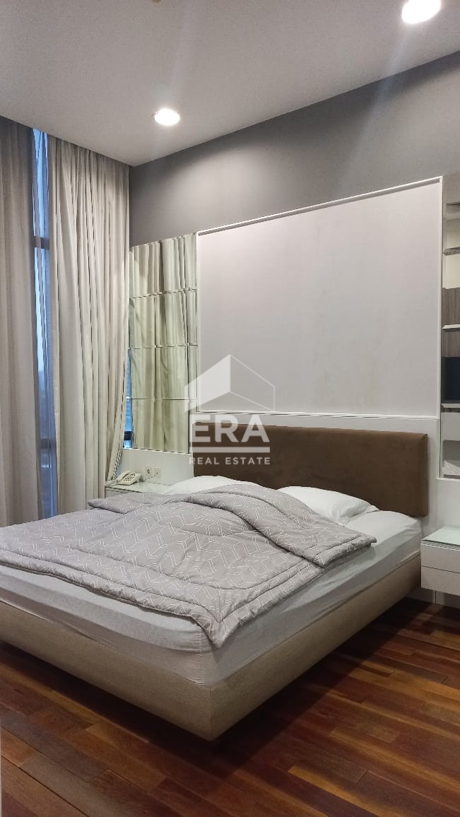 interior 12