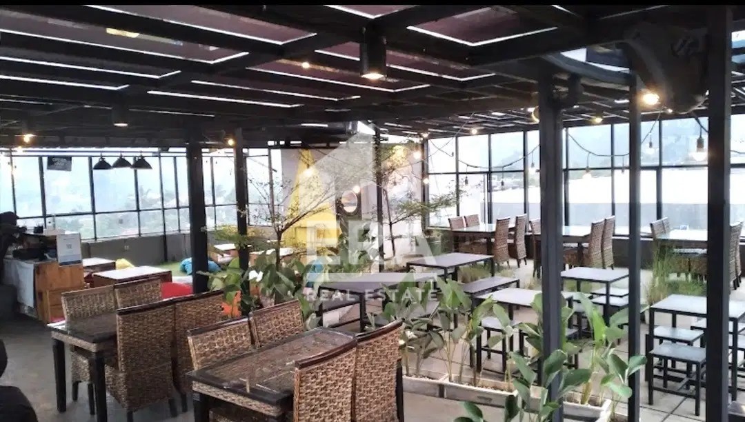 interior 6
